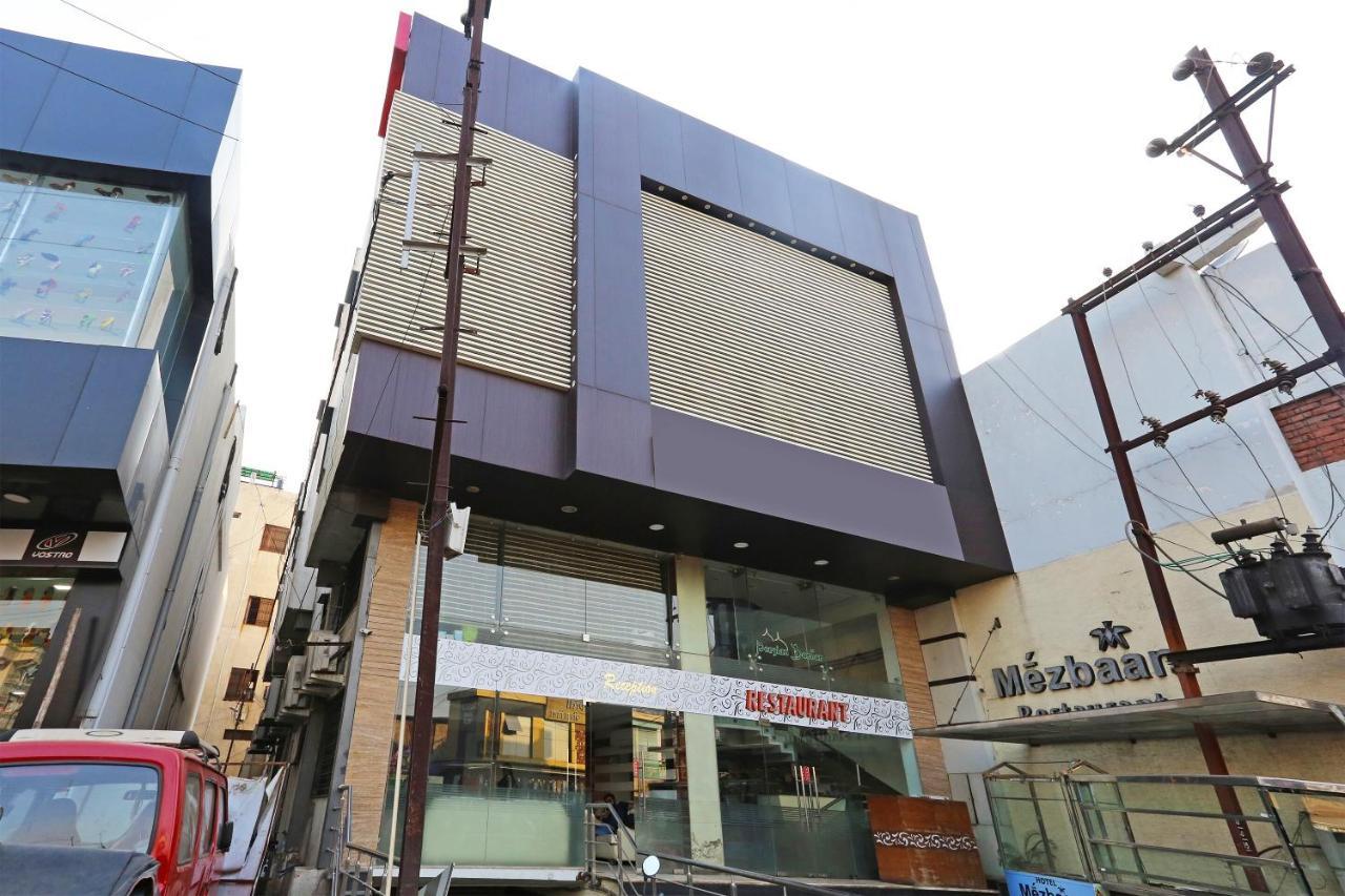 Oyo 6359 Hotel Mezbaan Regency Raipur  ภายนอก รูปภาพ
