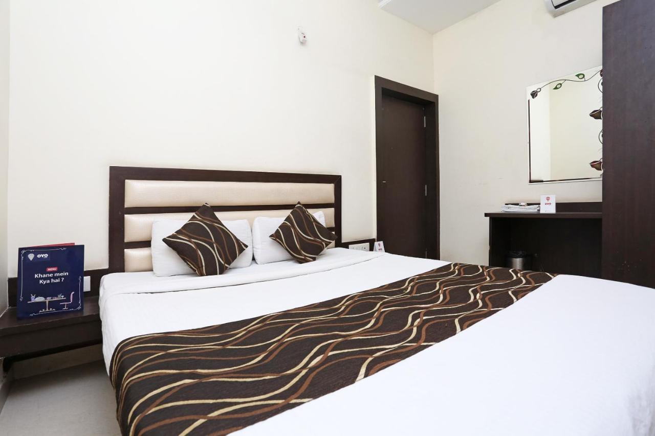 Oyo 6359 Hotel Mezbaan Regency Raipur  ภายนอก รูปภาพ