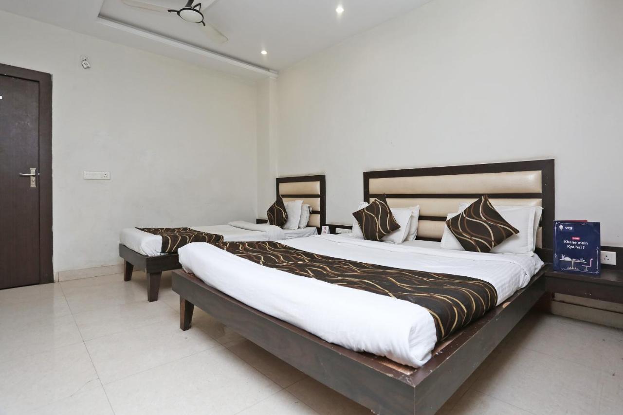 Oyo 6359 Hotel Mezbaan Regency Raipur  ภายนอก รูปภาพ