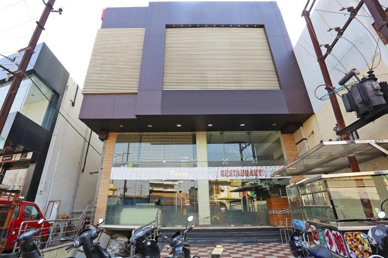 Oyo 6359 Hotel Mezbaan Regency Raipur  ภายนอก รูปภาพ